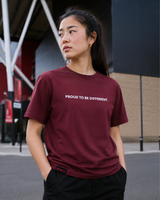 T-shirt Orgoglioso di Essere Diverso - Borgogna
